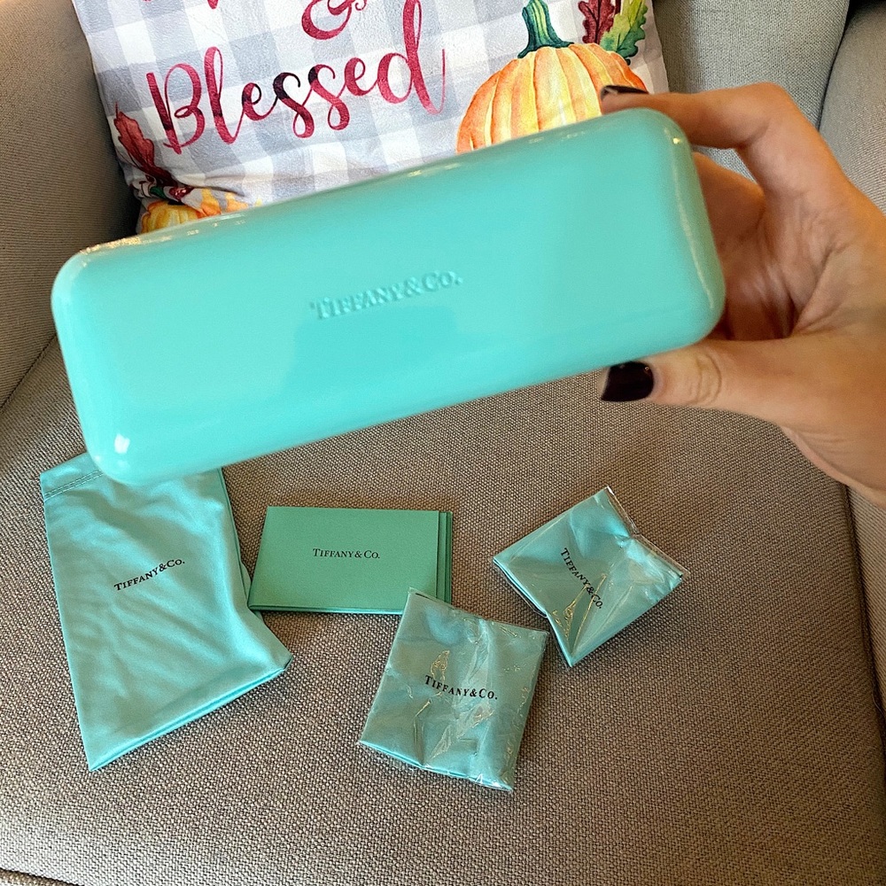 New Tiffany Case